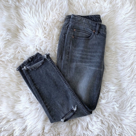 Free People Denim - Free People Fray Destroyed Ankle Skinny Jeans